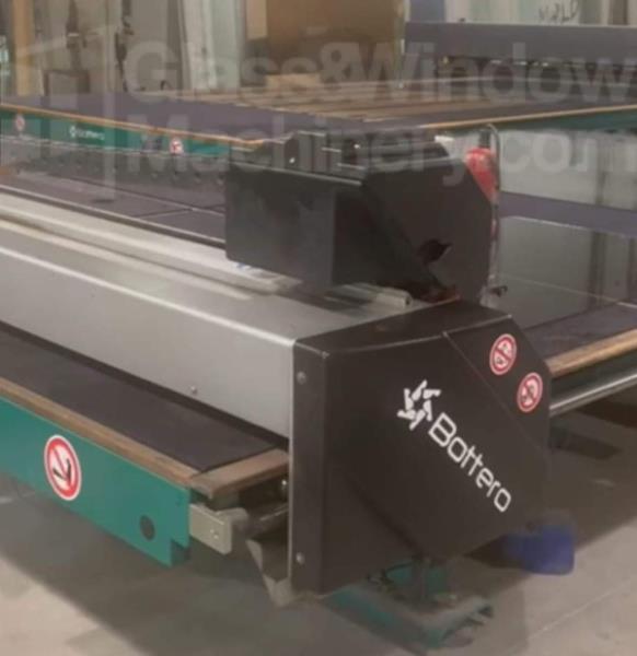 CUTTING TABLE