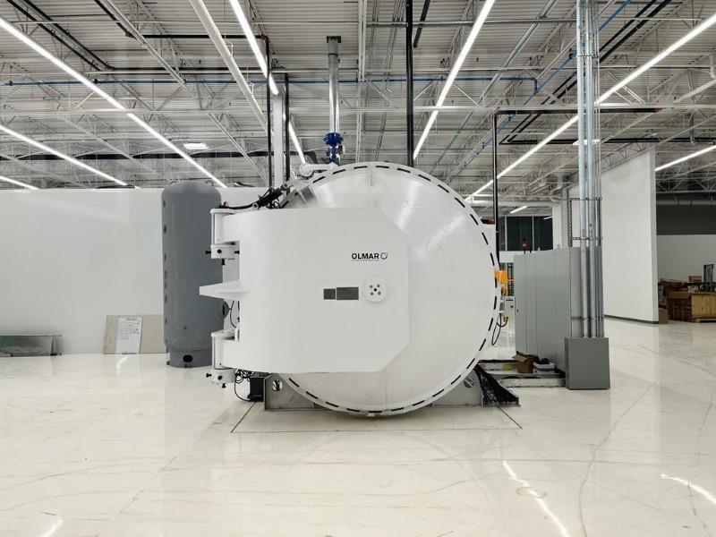 COMPOSITE AUTOCLAVE