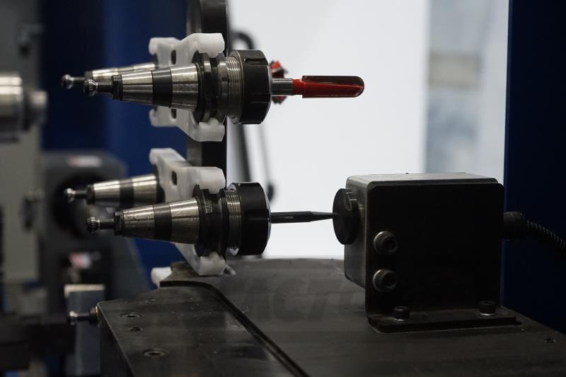 SN彫刻制作台4型 Brand new SCHNITZER 4X4 CNC CONTROLLED WOOD LATHE for sale