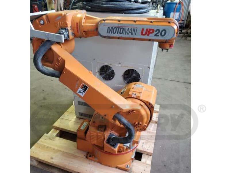 Used YASKAWA UP20 XRC 6-AXIS ROBOT for sale